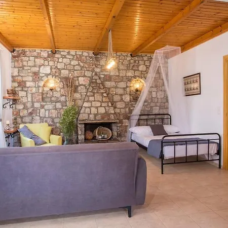 Petrino Eco Conscious Living קאליתיאס